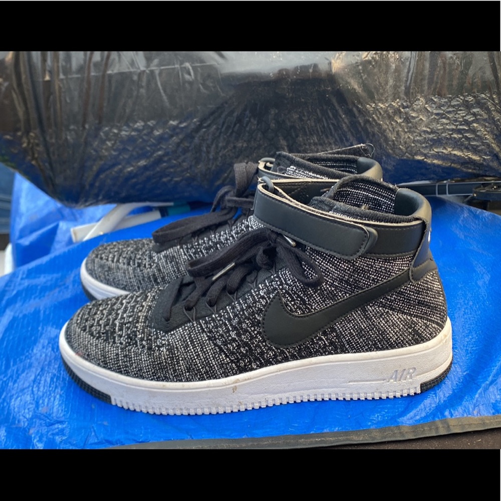 Nike light weight fly knit Air Force Ones